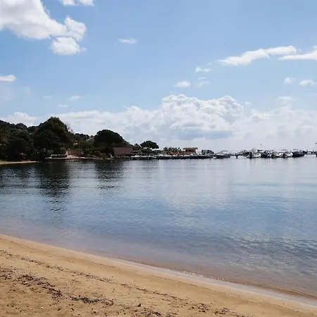 Pieds Dans L Eau Vila
