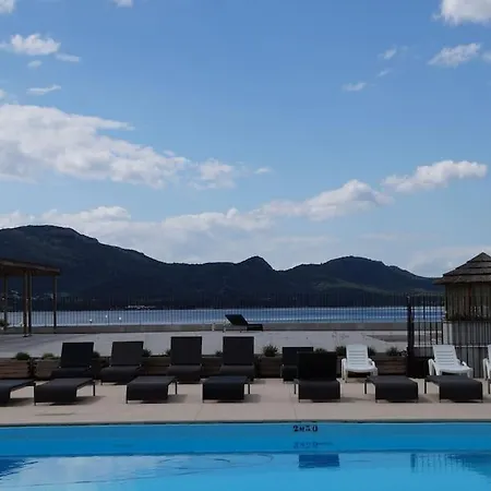 Villa Pieds Dans L Eau *