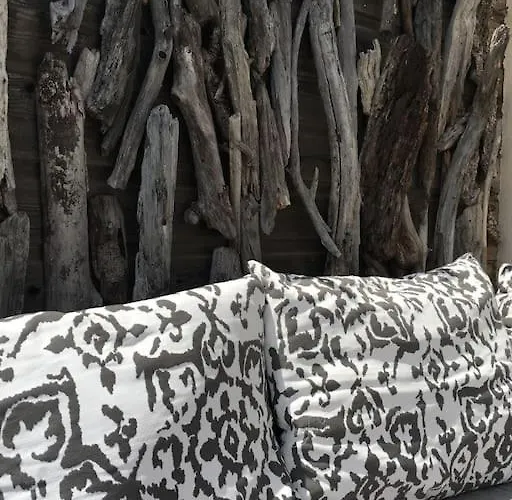 Pieds Dans L Eau Villa *